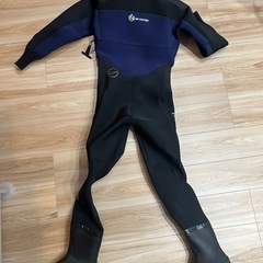 スキューバダイビング用　ドライスーツの画像