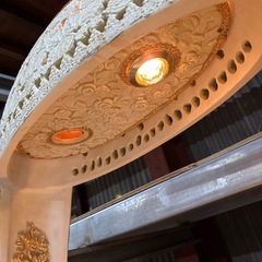 ロココ調  飾り棚  ライトアップ式の画像