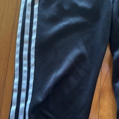 アディダスジャージの画像