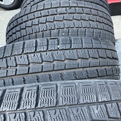 ※バリ山　205/65R16スタッドレス４本の画像