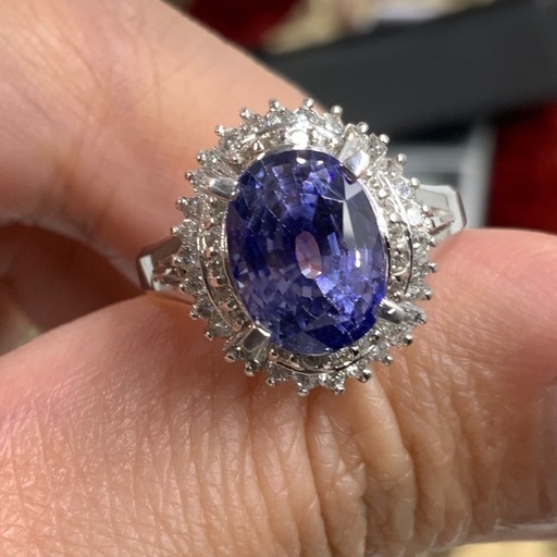 Pt900 サファイア4ct ダイヤ0.6ct　8.4g 約13号　ソーティング付