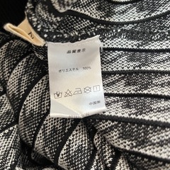 ひざすそ　スカート　の画像