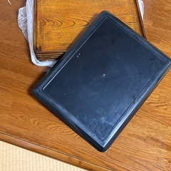 【中古】木目調プラスチックお盆の画像