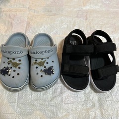 17〜18cm  靴とレインコート　男の子の画像