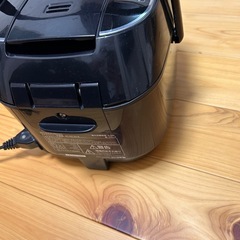 アイリスオーヤマ　炊飯器の画像