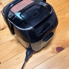 アイリスオーヤマ　炊飯器の画像