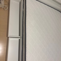 【至急】ベッドフレームとマットレスの画像