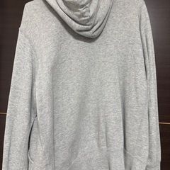 【USED】ユニクロ/グレーパーカーの画像