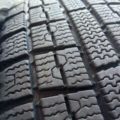 4本で、1,000円　スタッドレスタイヤ　165/70R14   の画像