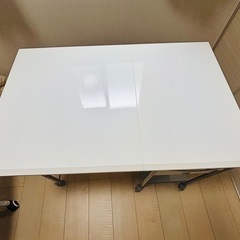 キャスター付き折りたたみデスクの画像