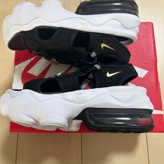 ナイキ　エアマックスサンダル　中古　22センチの画像