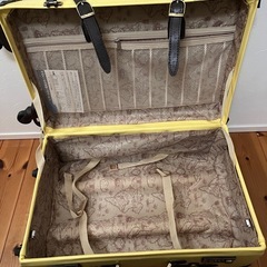 【値下げ¥2500→¥1500】キャリーケースの画像