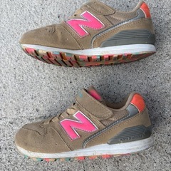 ニューバランス　キッズシューズ17.0の画像