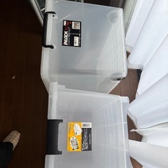 衣装ケースの画像