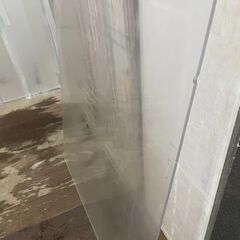 巨大　アクリル板　幅106㎝　高さ220㎝　厚さ9㎜　中古　＃5の画像