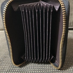 【新品未使用】カードケース／Hロゴ｜ミニ財布｜ファスナー付きの画像