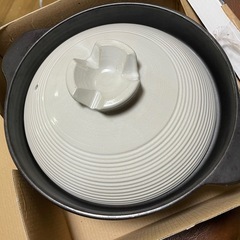 深型土鍋　8号 吹きこぼれにくい 吹きこぼれにくいデザインの土鍋、3〜4人用でご飯炊きに最適ですの画像