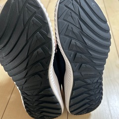 新品★アディダス　22㎝の画像