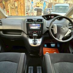 セレナ 両側スライドドア フリップダウンモニター バックカメラ ETC プッシュスタート Bluetooth再生 DVD再生 テレビ(フルセグ) ナビ 即納車可能の画像