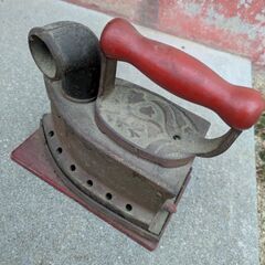 アンティーク アイロンの画像