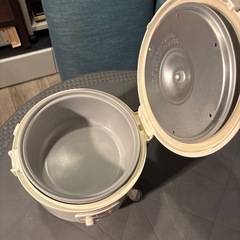 【レトロ】炊飯器の画像