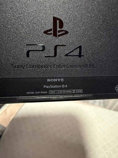 PS4 CUH-1000A