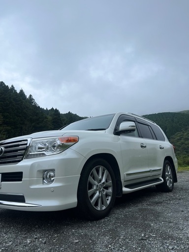トヨタ ランドクルーザー200 ZXの個人出品です (笠原圭介) 竹橋の
