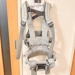 ☆BABYBJÖRN ベビーキャリア最上級Harmony シルバー☆の画像