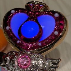 お話し中　女の子　おもちゃの画像