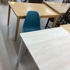 【ジャングルジャングル和歌山店】【Wa3478】ダイニングテーブル 2人用リユースショップ リサイクルショップ 中古家具 中古家電 中古自転車 古着 冷蔵庫の画像