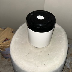 水性塗料の白の画像