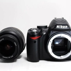 美品✨　Nikon D3000 18-55mm VR 標準ズームレンズ付 初心者セットの画像
