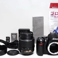 美品✨　Nikon D3000 18-55mm VR 標準ズームレンズ付 初心者セットの画像