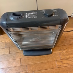 電気ストーブの画像