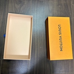 ヴィトン 空箱の画像