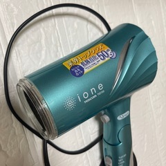 ドライヤーの画像