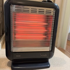 電気ストーブの画像