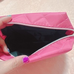 ♡:ピンクのポーチの画像