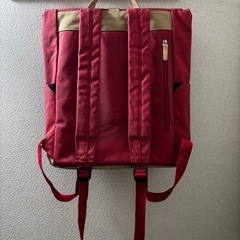 guscio gold リュックの画像