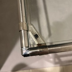 ガラステーブルの画像