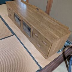 飾り棚、3000円でお譲り致します。お引き取りにきてもらえる方。の画像