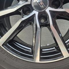 【値下げ】2022年 スタッドレスタイヤ 205/60R16 ホイールセットの画像