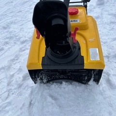 ハイガーガソリン式除雪機（エンジンオイル交換済　ガソリン満タンですぐ使えます）おまけあり！の画像