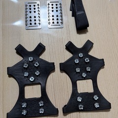 靴底用滑り止め10本爪 と26本爪 [2セット]の画像