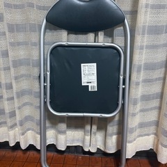 折りたたみ椅子　パイプ椅子の画像