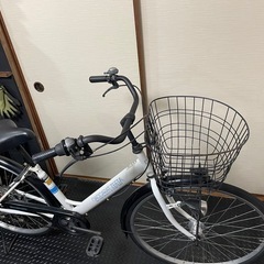 【しっかり整備済み】27インチ6段変速オートLEDライト白の自転車の画像