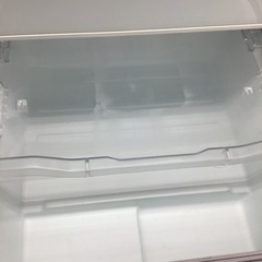 #L-20【ご来店頂ける方限定】TOSHIBAの3ドア冷凍冷蔵庫ですの画像