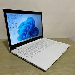 ★☆  NEC SSD256GB 8GB Win11 ノートPC Officeの画像