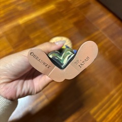 hide フィギュア　(おまけでリストバンドも❣️)の画像