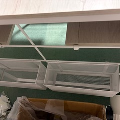 ニトリ　テーブル椅子セットおまけつき
の画像